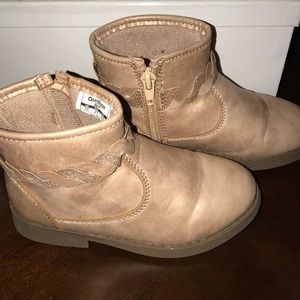 Girls boots